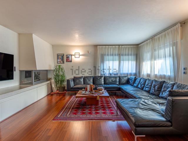 Case e ville in vendita di 432 m²