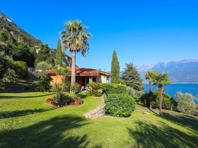 Case e ville in vendita di 434 m² in Località San Giacomo