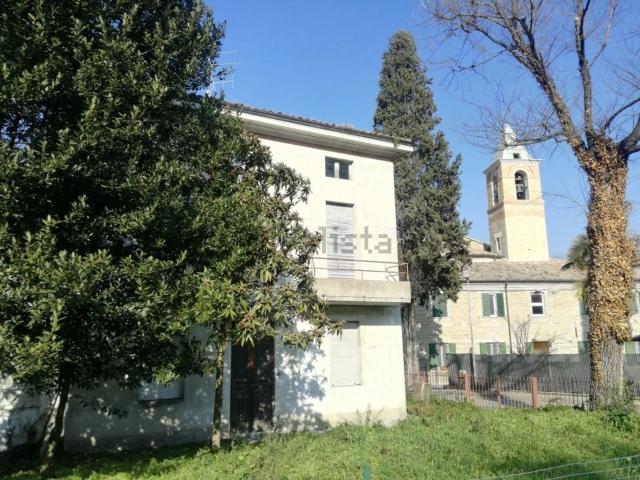 Case e ville in vendita di 435 m² in Strada Madonna del Monte