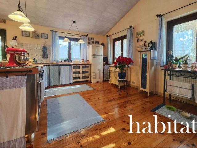 Case e ville in vendita di 437 m²