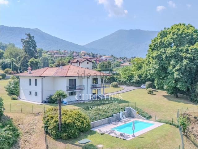 Case e ville in vendita di 437 m² in Via Ticinallo, 7