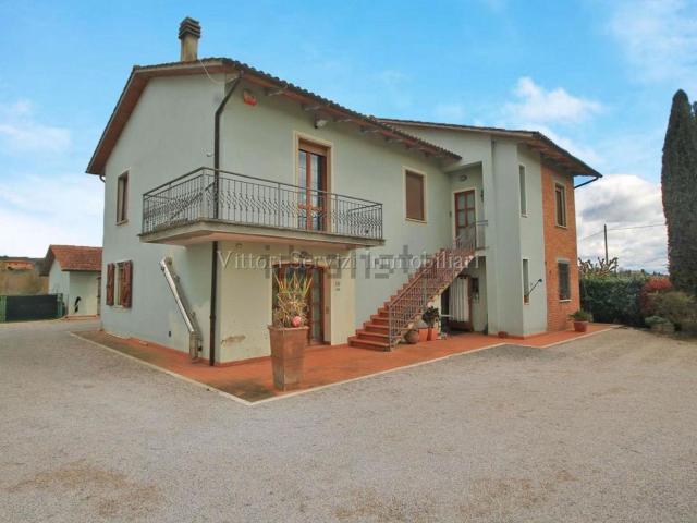 Case e ville in vendita di 440 m² in Via delle Badelle