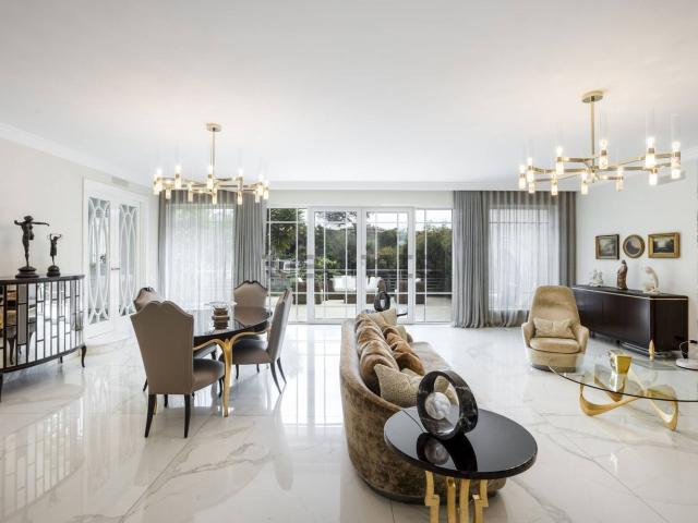 Case e ville in vendita di 440 m² in Via Marocco