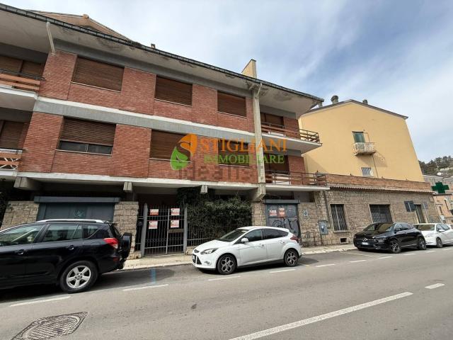 Case e ville in vendita di 440 m² in Via Milano