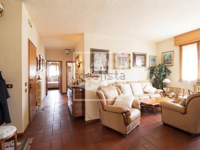 Case e ville in vendita di 440 m² in Via Terezin, 5