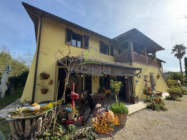 Case e ville in vendita di 441 m² in Contrada San Lazzaro