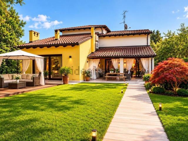 Case e ville in vendita di 443 m²