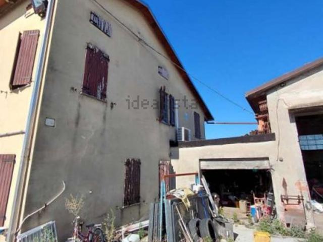 Case e ville in vendita di 447 m² in Via Santa Liberata