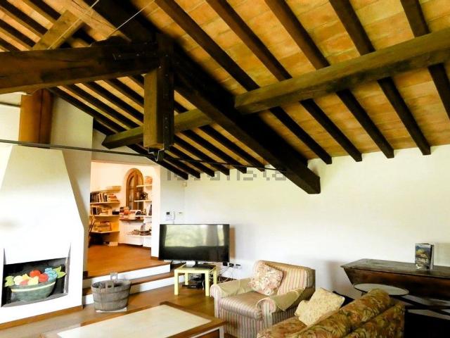 Case e ville in vendita di 449 m²