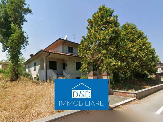 Case e ville in vendita di 449 m² in Corso Ferrero, 1
