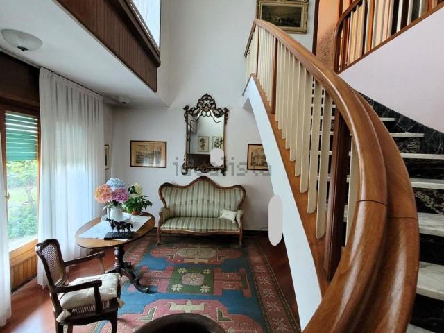Case e ville in vendita di 450 m²