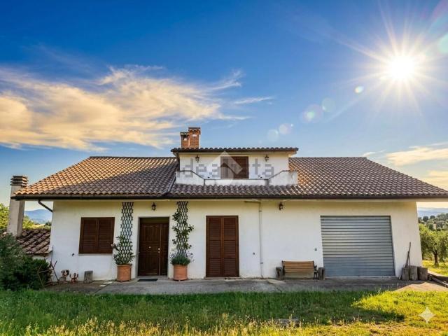 Case e ville in vendita di 450 m²