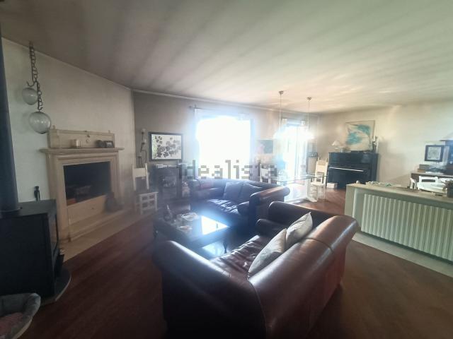 Case e ville in vendita di 450 m²