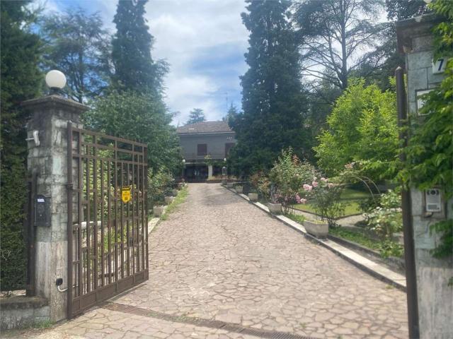 Case e ville in vendita di 450 m²