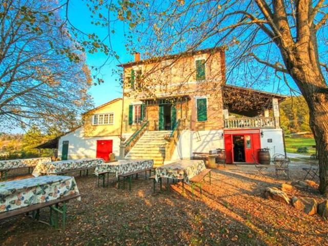 Case e ville in vendita di 450 m²