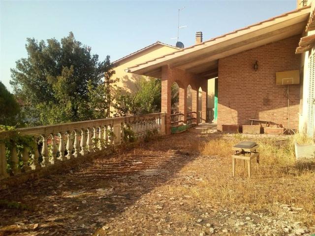 Case e ville in vendita di 450 m²