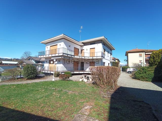 Case e ville in vendita di 450 m² in Via Alcide De Gasperi