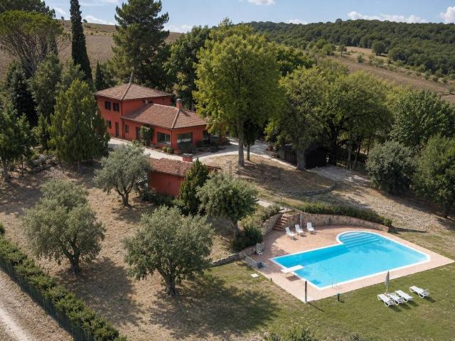 Case e ville in vendita di 450 m² in Via G. Spontini, 20