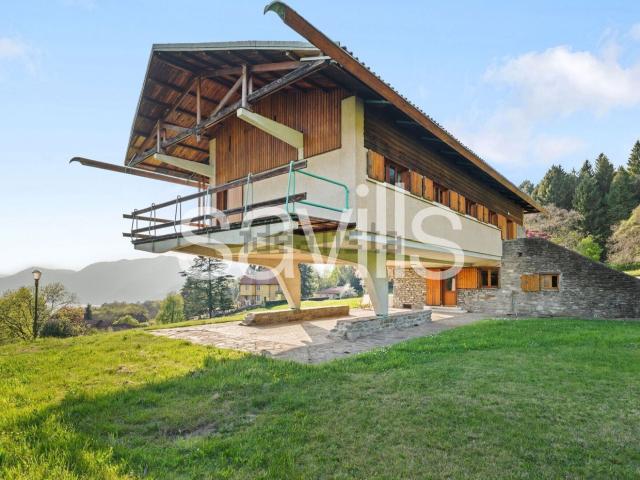Case e ville in vendita di 450 m² in Via Guglielmo Marconi