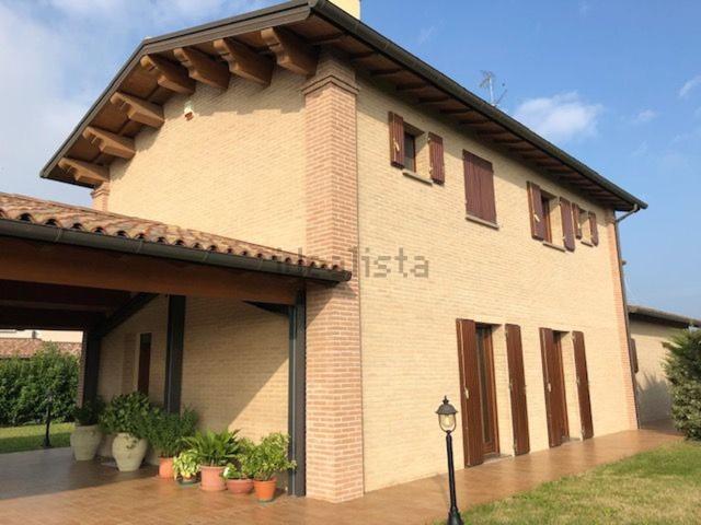 Case e ville in vendita di 450 m² in Via San Mamante