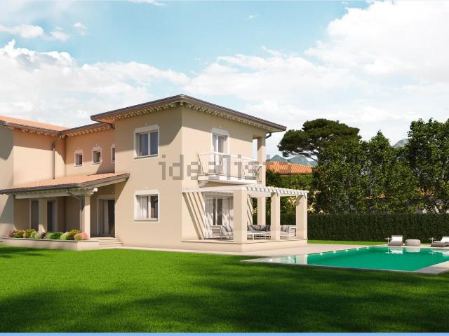Case e ville in vendita di 450 m² in Via Sant&apos Elme