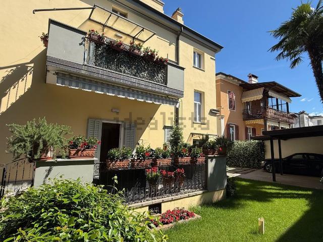 Case e ville in vendita di 450 m² in Viale XX Settembre