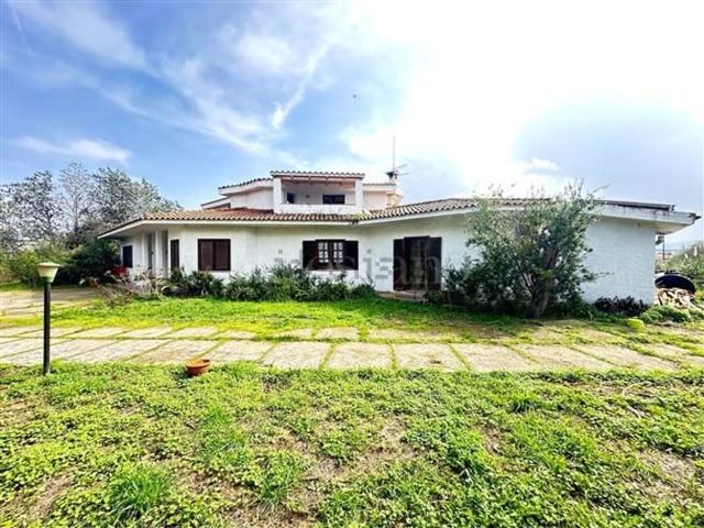 Case e ville in vendita di 450 m² in Corso Vittorio Veneto