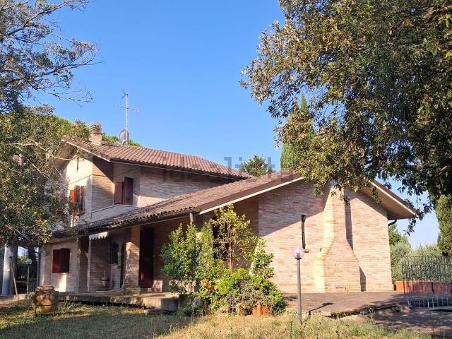 Case e ville in vendita di 450 m² in Località Belgatto