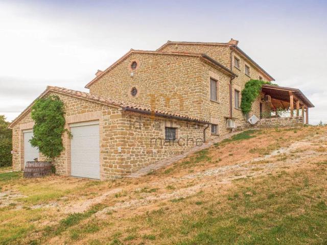 Case e ville in vendita di 450 m² in Località Casale