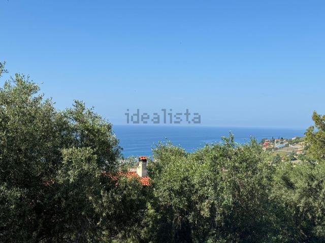 Case e ville in vendita di 450 m² in Strada Mulattiera Peiranze