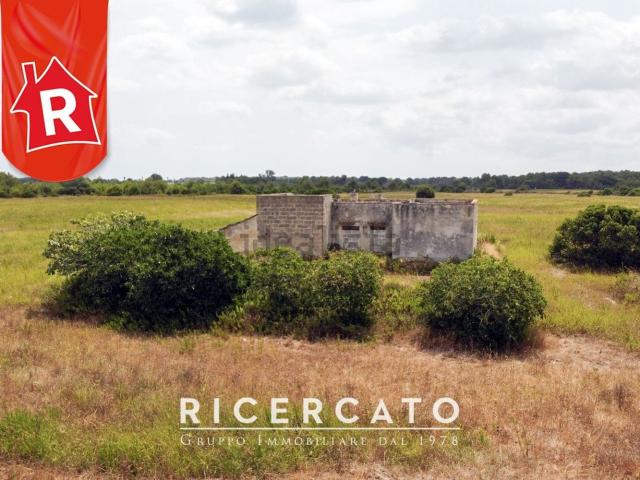 Case e ville in vendita di 450 m² in Strada Provinciale Lecce San Cataldo