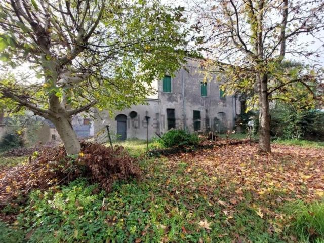 Case e ville in vendita di 455 m²