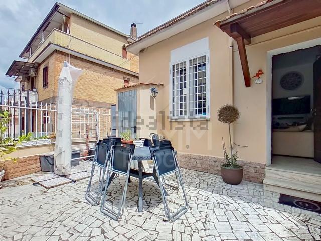 Case e ville in vendita di 45 m² in Via Baveno