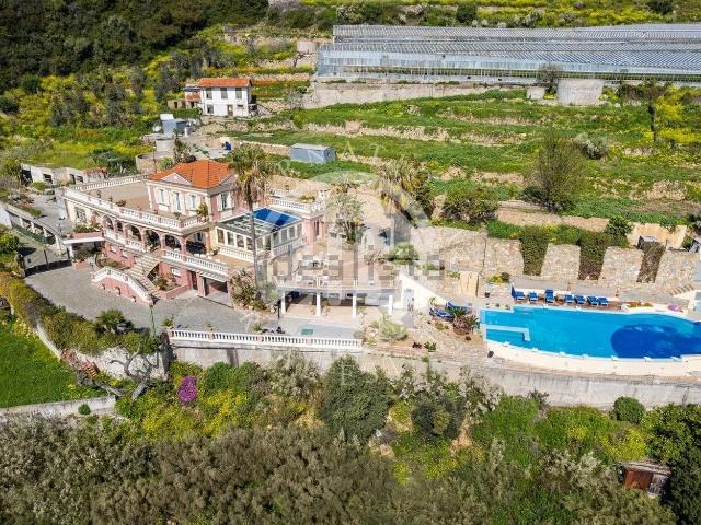 Case e ville in vendita di 460 m²