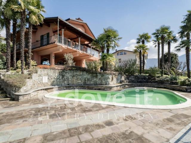 Case e ville in vendita di 462 m² in Via Vittorio Emanuele II, 33