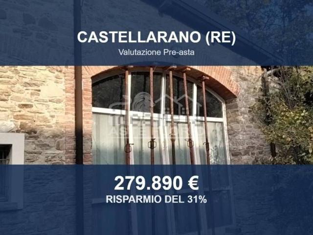 Case e ville in vendita di 464 m² in Via Radici Sud, 75