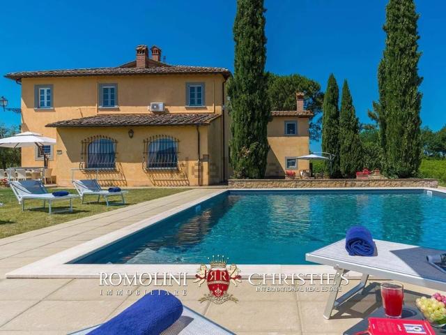 Case e ville in vendita di 465 m²