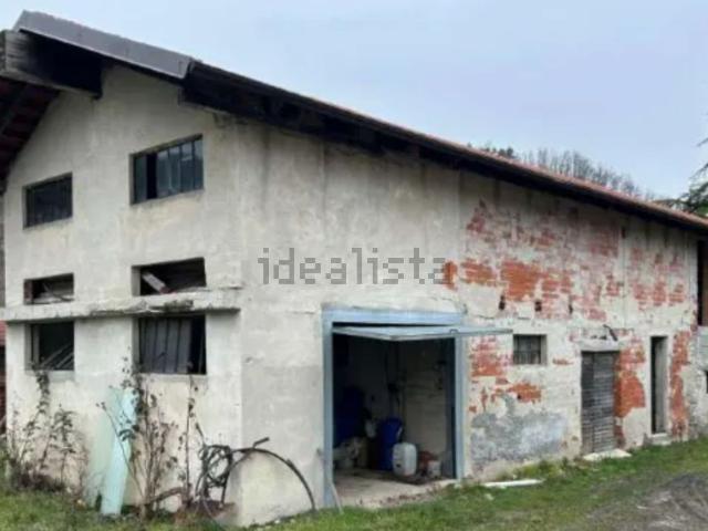 Case e ville in vendita di 467 m² in Via Sant&apos Ilario