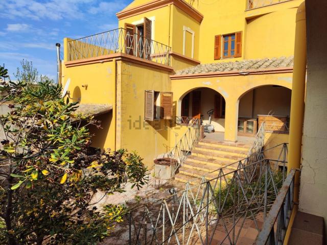 Case e ville in vendita di 470 m²
