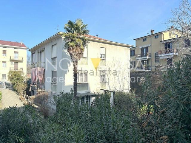 Case e ville in vendita di 471 m² in Via antonio gramsci
