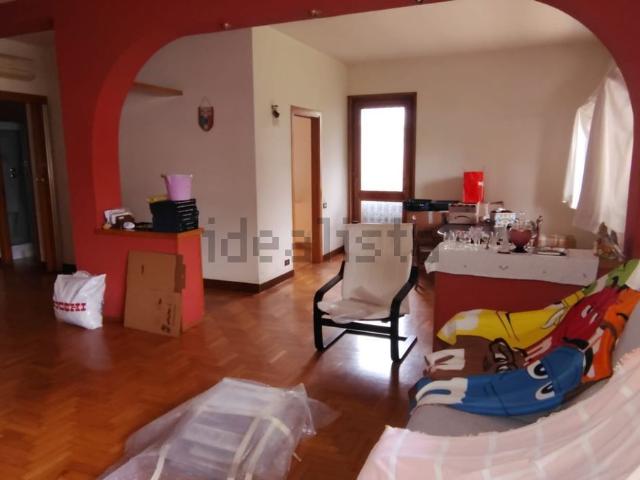 Case e ville in vendita di 480 m²