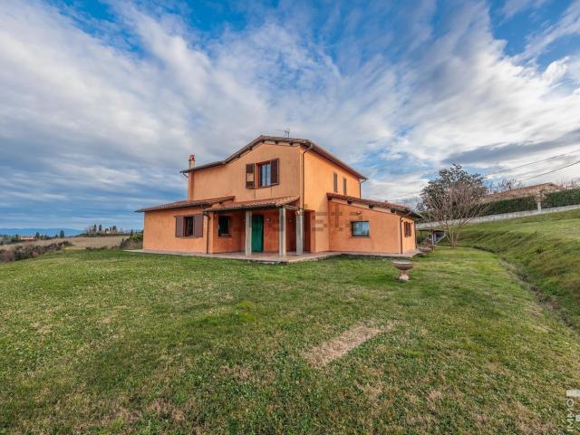 Case e ville in vendita di 480 m² in Via Cusignano