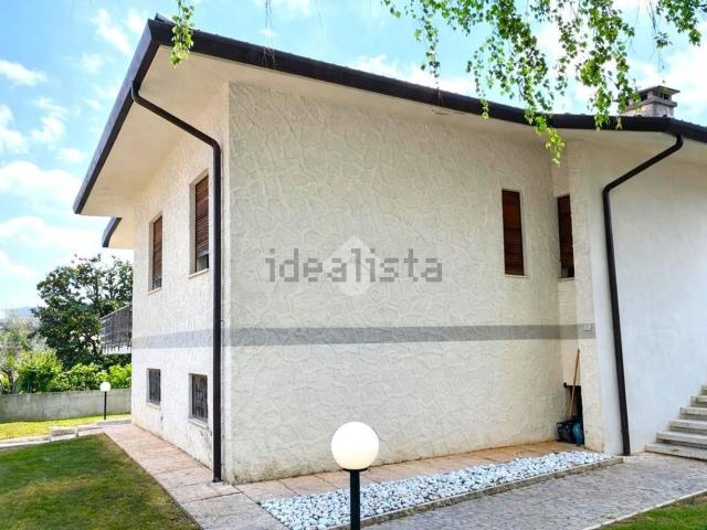 Case e ville in vendita di 480 m² in Via Ospedale, 15