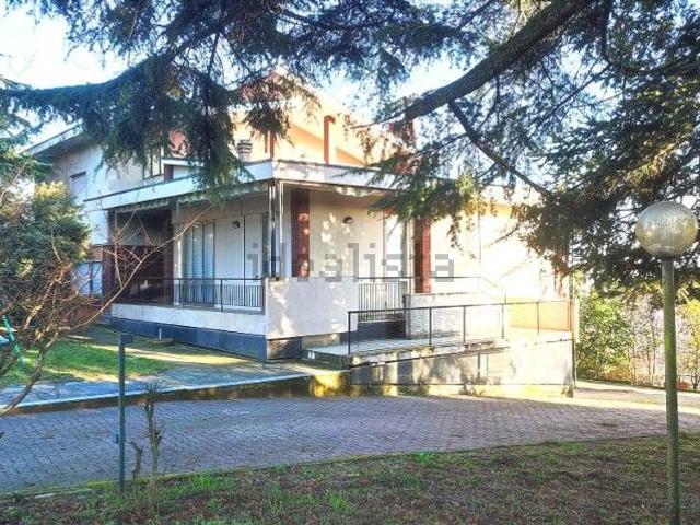 Case e ville in vendita di 485 m²