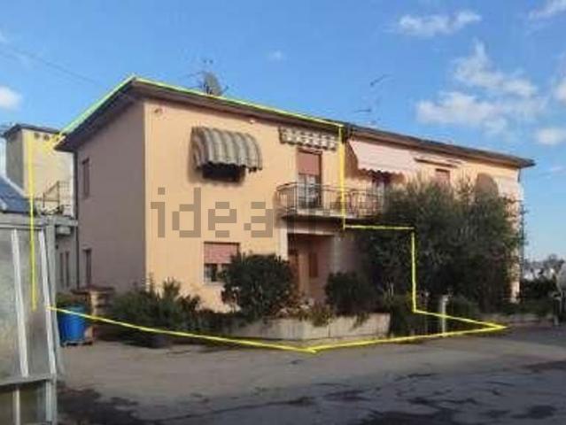 Case e ville in vendita di 4872 m² in Viale Armando Diaz