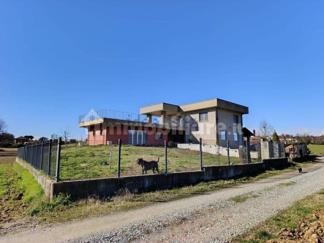 Case e ville in vendita di 490 m²