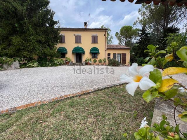 Case e ville in vendita di 490 m²