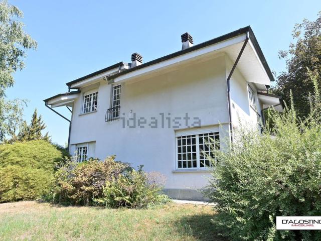 Case e ville in vendita di 493 m² in Via Vassallo Demilsie, 47