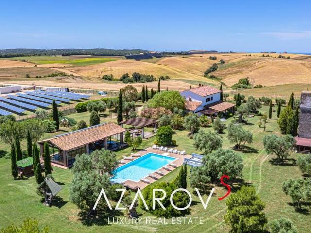 Case e ville in vendita di 495 m² in Strada Provinciale 4, 4