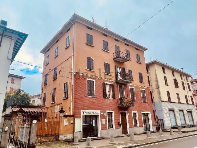 Case e ville in vendita di 499 m² in Via Nazionale, 75
